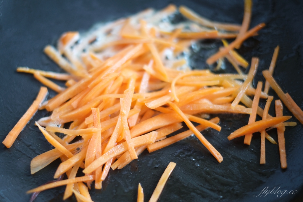 食譜分享｜復刻韓綜尹食堂2人氣餐點，韓式雜菜炒冬粉第一次煮就上手 @飛天璇的口袋