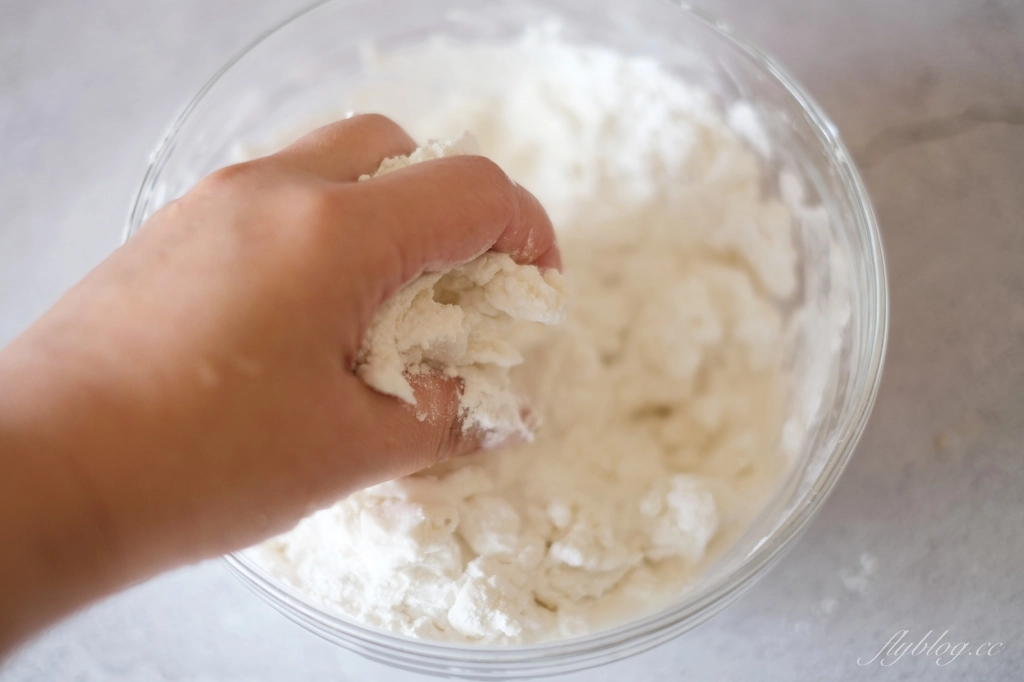 甜點食譜｜白糖粿做法｜簡單又方便的白糖粿，台南的古早味甜點端上桌 @飛天璇的口袋