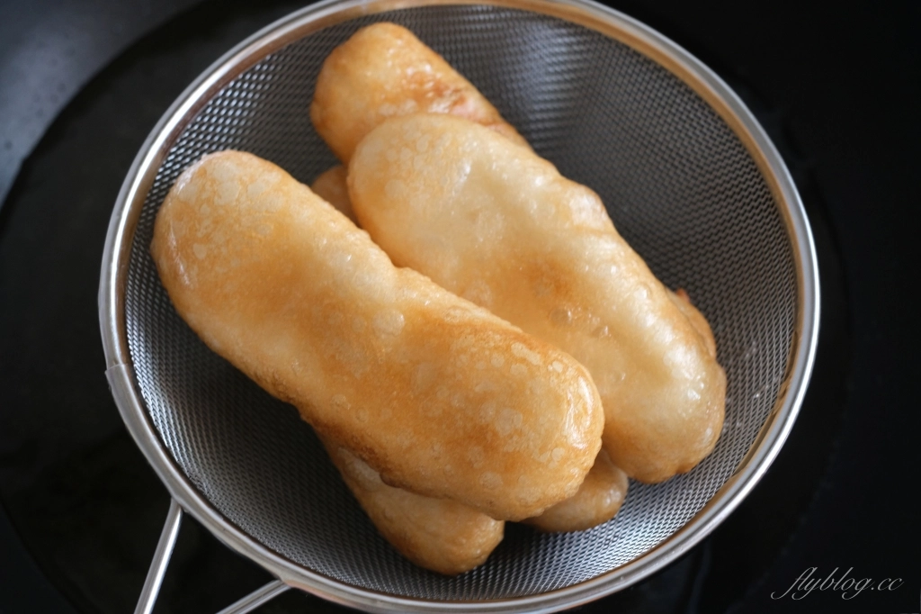 甜點食譜｜白糖粿做法｜簡單又方便的白糖粿，台南的古早味甜點端上桌 @飛天璇的口袋