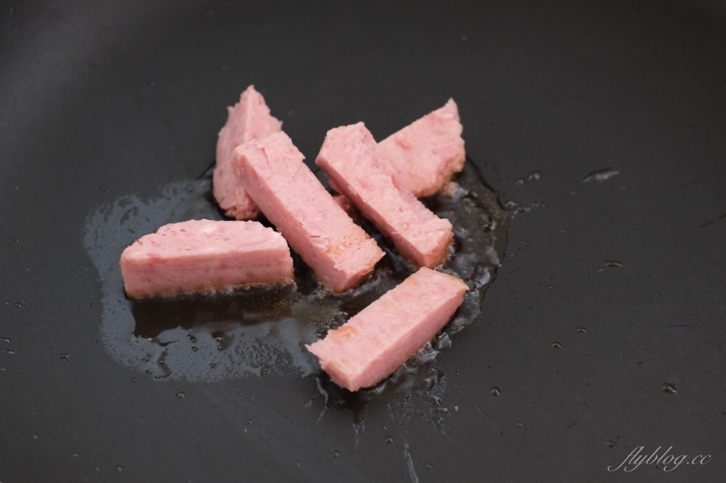 食譜分享｜辛拉麵怎麼煮才會好吃？ 這樣的食譜超簡單，在家就是滿滿的韓國味 @飛天璇的口袋