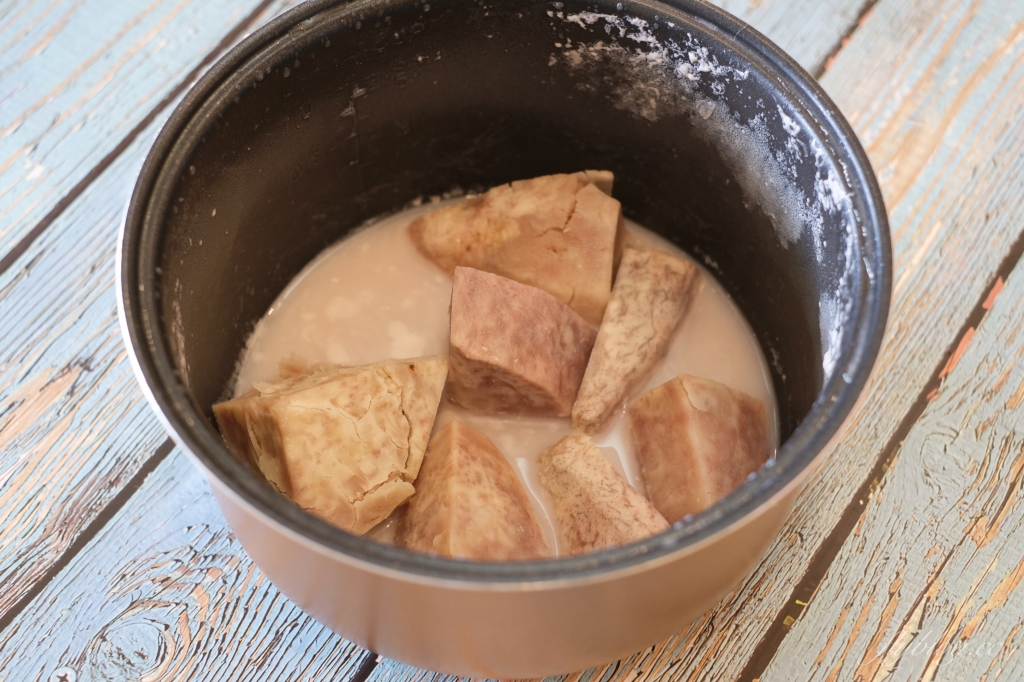 芋泥肉鬆吐司做法｜芋頭控看過來！自已DIY做芋泥，早餐吐司輕鬆準備 @飛天璇的口袋