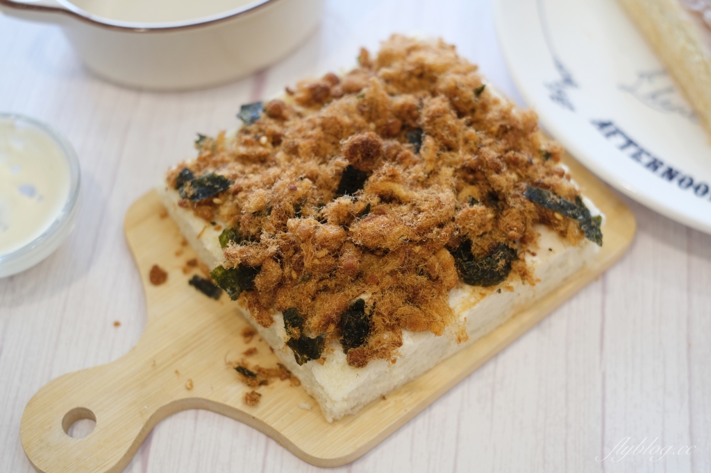 芋泥肉鬆吐司做法｜芋頭控看過來！自已DIY做芋泥，早餐吐司輕鬆準備 @飛天璇的口袋