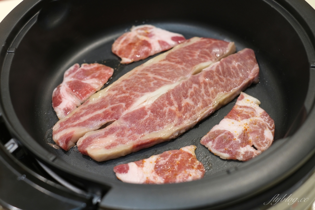 台中西屯｜屋馬防疫外帶套餐 屋馬海鮮粥$176元獨享，在家享受燒肉店的儀式感 @飛天璇的口袋