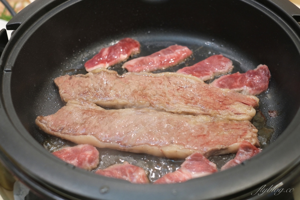 台中西屯｜屋馬防疫外帶套餐 屋馬海鮮粥$176元獨享，在家享受燒肉店的儀式感 @飛天璇的口袋