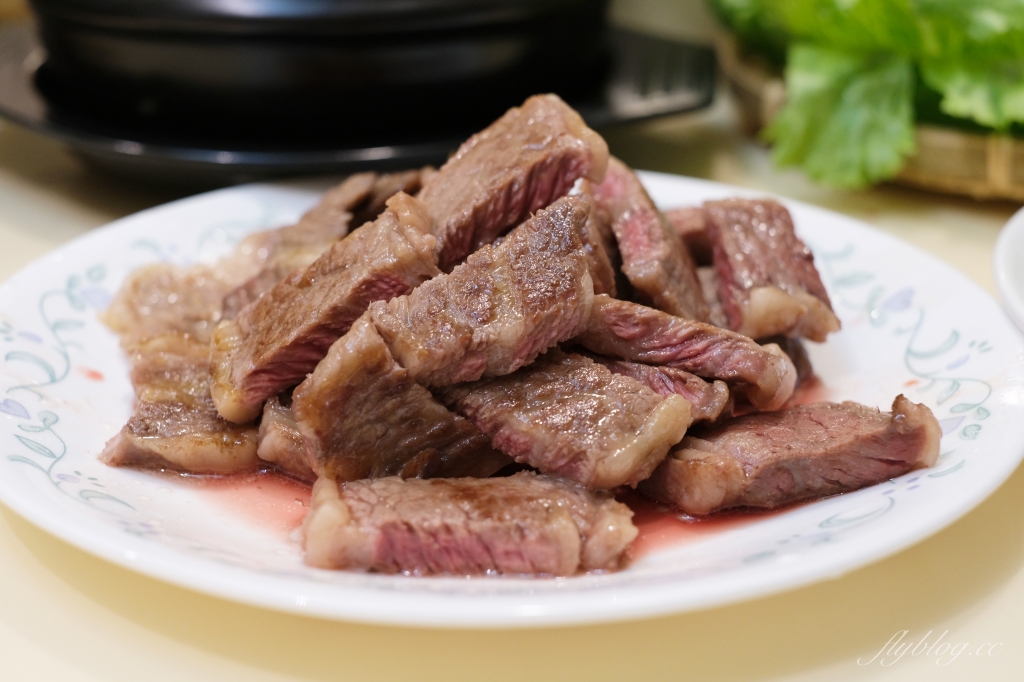 台中西屯｜屋馬防疫外帶套餐 屋馬海鮮粥$176元獨享，在家享受燒肉店的儀式感 @飛天璇的口袋