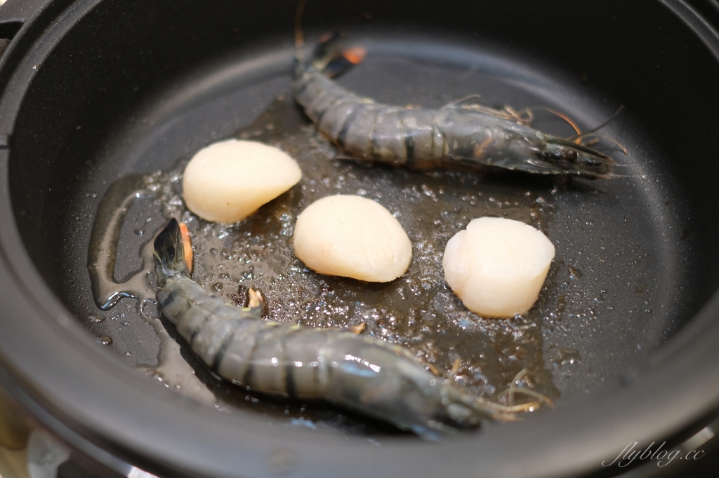 台中西屯｜屋馬防疫外帶套餐 屋馬海鮮粥$176元獨享，在家享受燒肉店的儀式感 @飛天璇的口袋