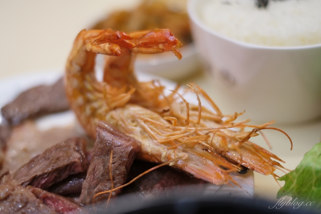 台中西屯｜屋馬防疫外帶套餐 屋馬海鮮粥$176元獨享，在家享受燒肉店的儀式感 @飛天璇的口袋