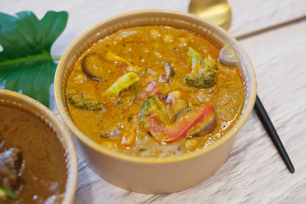 台中文鳥咖哩｜來自日本老闆的印度風咖哩，個人心中台中最好吃的咖哩 @飛天璇的口袋