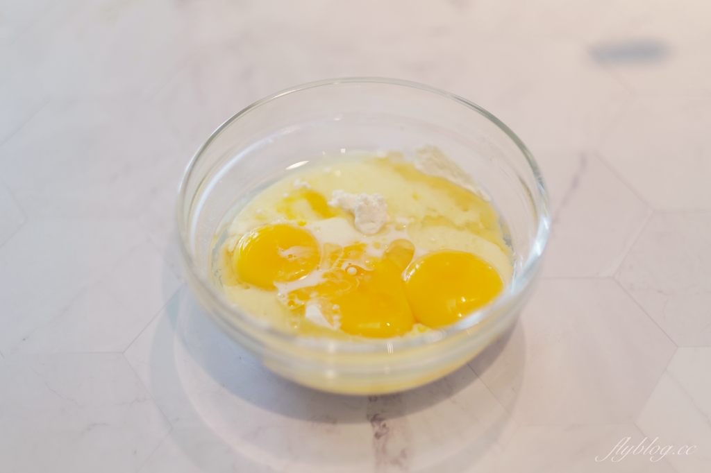 甜點食譜｜古早味海綿蛋糕做法｜用氣炸鍋烤古早味蛋糕食譜，新手第一次就可以成功 @飛天璇的口袋