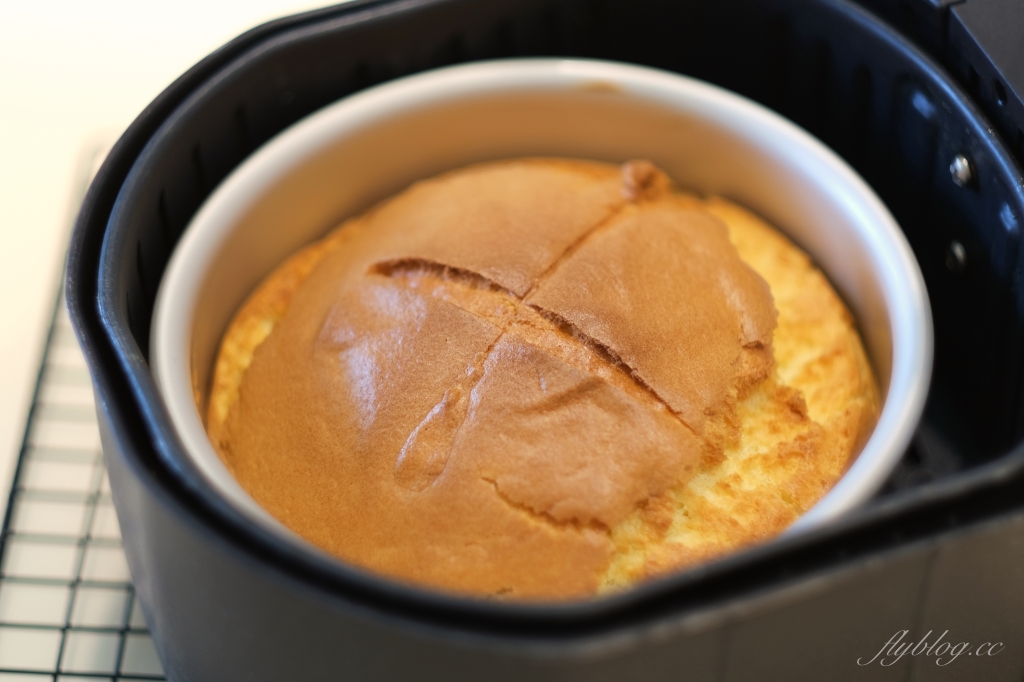 甜點食譜｜古早味海綿蛋糕做法｜用氣炸鍋烤古早味蛋糕食譜，新手第一次就可以成功 @飛天璇的口袋