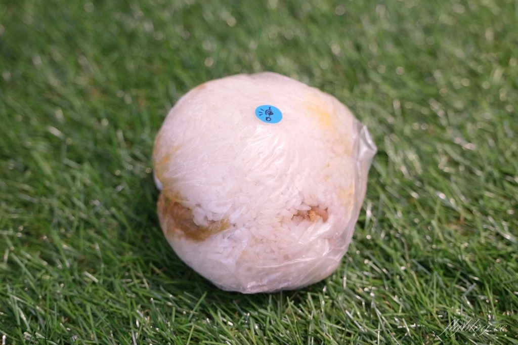 台中北區｜幽靈飯糰．傳說中會呼吸的飯，飯糰口味多達20種，中國醫藥大學商圈 @飛天璇的口袋