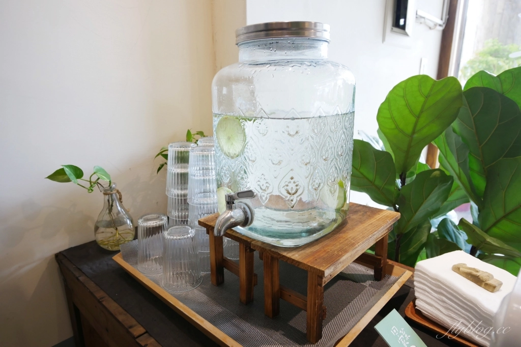 台中北屯｜回家菜．便當也可以吃得很文青，超過10種的家庭料理 @飛天璇的口袋