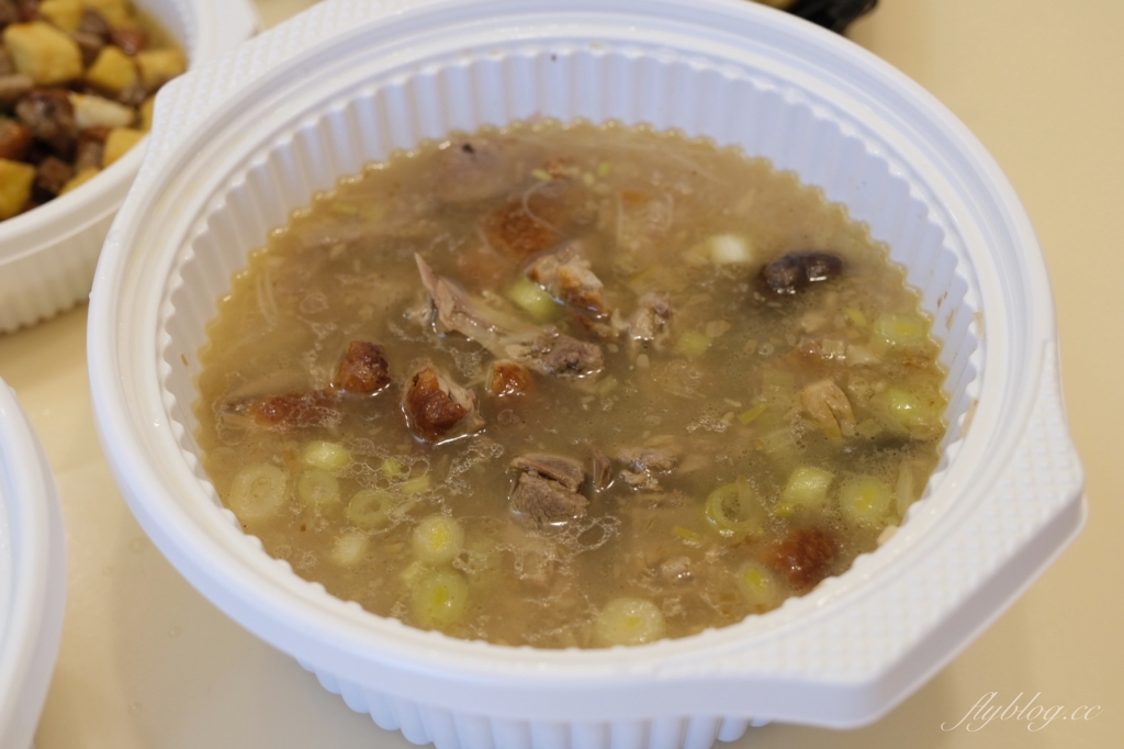 台中西屯｜裕元花園酒店 把裕元飯店烤鴨三吃帶回家，中式日式餐盒隨意挑 @飛天璇的口袋