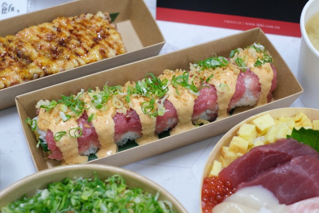 台中西屯｜藝奇新日本料理 一個人不到$200元，新日本料理多種選擇 @飛天璇的口袋