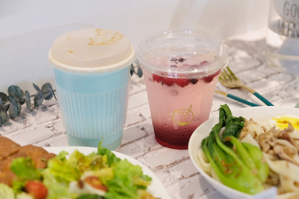 【台中西屯】堁夏咖啡，家裡也可以品嚐美味下午茶，骨肉分離的肋排好好吃 @飛天璇的口袋