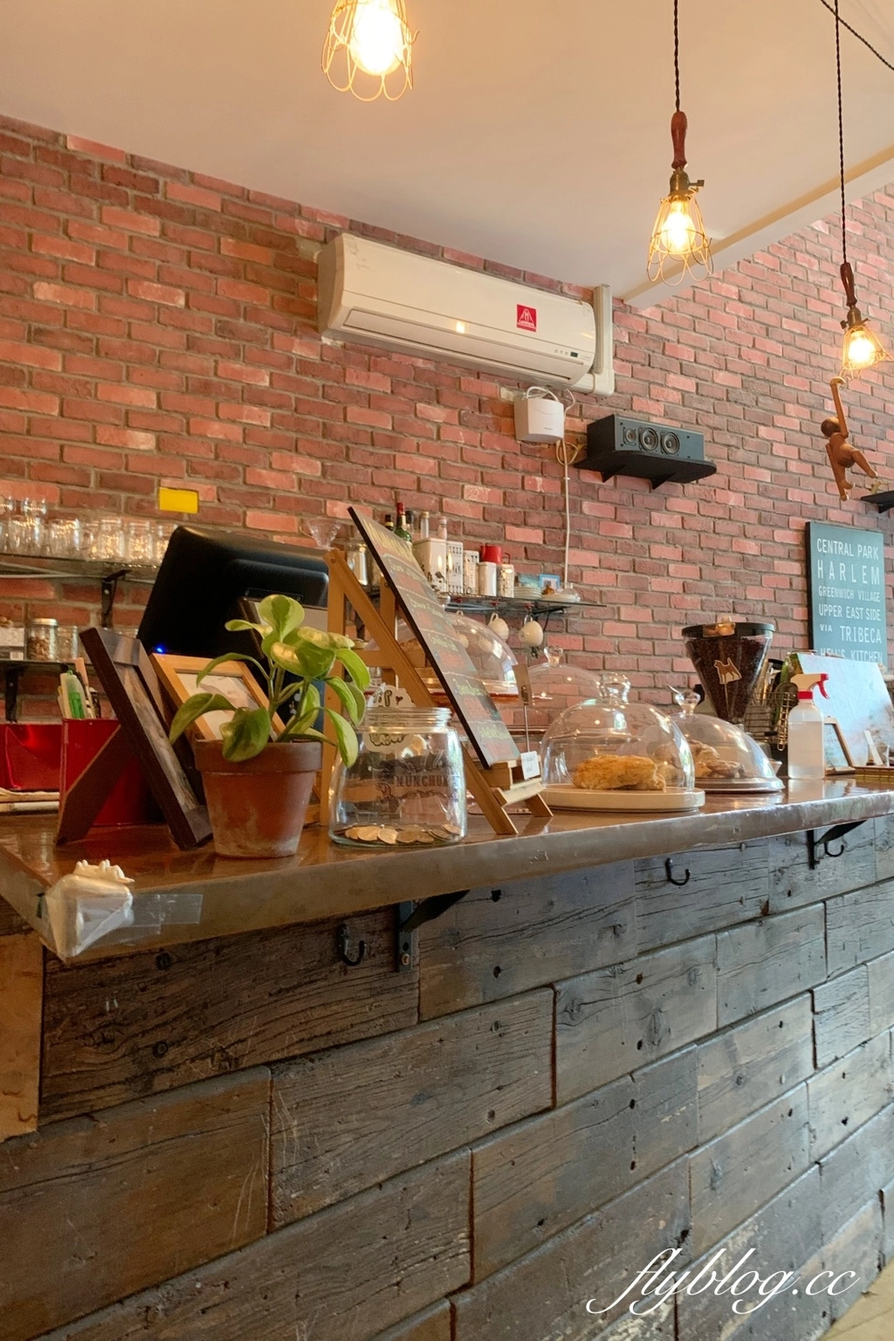 拿翹咖啡｜台中肉桂捲控推薦，隱身於勤美商圈巷弄裡的咖啡館 @飛天璇的口袋