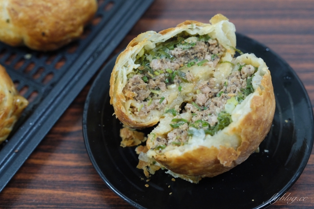 【食譜分享】義美蔥油餅胡椒餅食譜 用義美蔥油餅氣炸做法 夜市胡椒餅直接上桌 @飛天璇的口袋