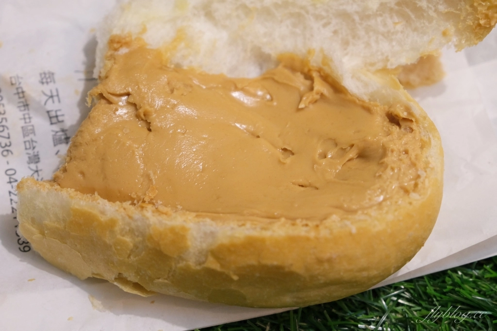 台中中區｜台中越南法國麵包工藝．台中第二市場超火紅，排隊的越南法國麵包專賣店 @飛天璇的口袋