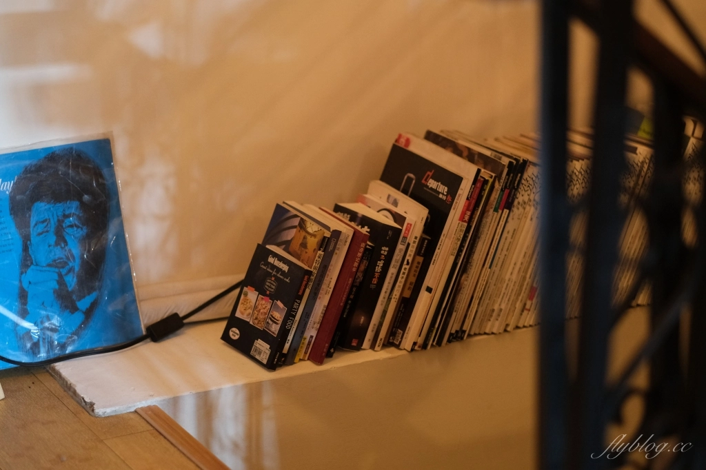 拿翹咖啡｜台中肉桂捲控推薦，隱身於勤美商圈巷弄裡的咖啡館 @飛天璇的口袋