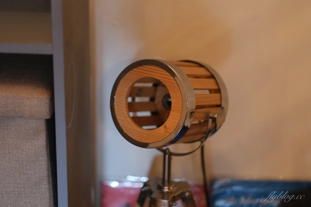 拿翹咖啡｜台中肉桂捲控推薦，隱身於勤美商圈巷弄裡的咖啡館 @飛天璇的口袋