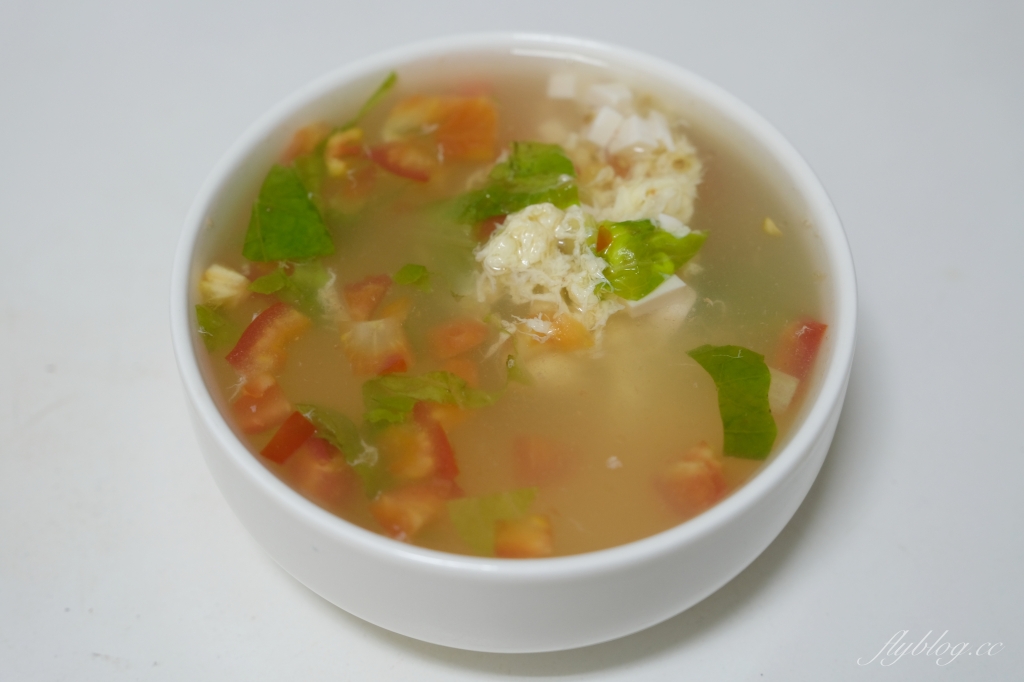 台中西區｜台北民生炒飯 台中店，網友票選全台最好吃的炒飯，現在進駐台中國美館商圈 @飛天璇的口袋