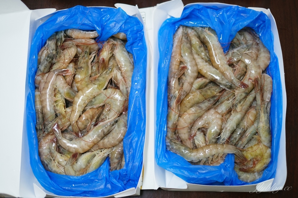 灰鴿火鍋外帶｜台中超強防疫套餐！火鍋外帶直接送100隻蝦 @飛天璇的口袋