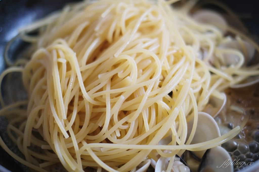白酒蛤蠣義大利麵食譜｜專業廚師教我的白酒蛤蠣義大利麵做法 @飛天璇的口袋