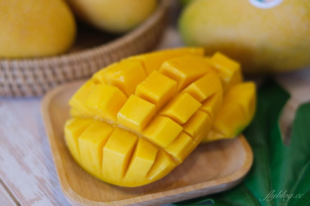 食譜分享｜芒果冰沙作法做法，5分鐘做一杯新鮮芒果冰沙，家裡就是現成的冰果室 @飛天璇的口袋