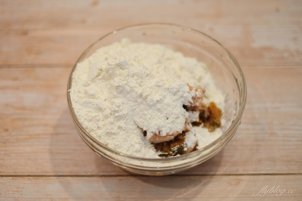 韓式煎餅做法｜複刻尹食堂2裡的泡菜鮪魚煎餅，這樣做的韓式煎餅做法酥脆好吃 @飛天璇的口袋