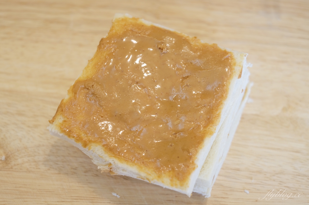 港式西多式做法｜氣炸鍋港式西多式食譜，直接把香港茶餐廳西多士端上桌 @飛天璇的口袋