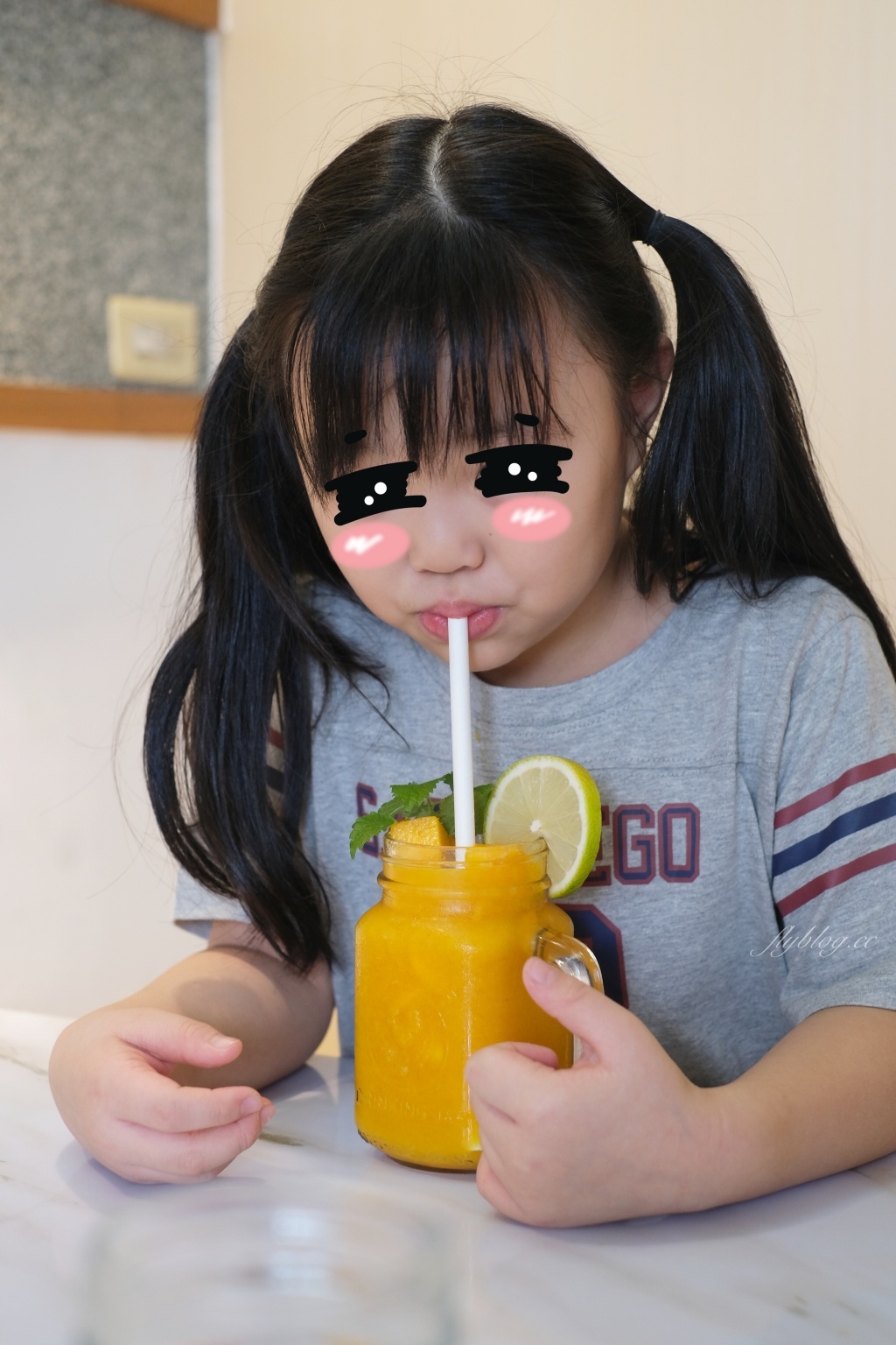 食譜分享｜芒果冰沙作法做法，5分鐘做一杯新鮮芒果冰沙，家裡就是現成的冰果室 @飛天璇的口袋