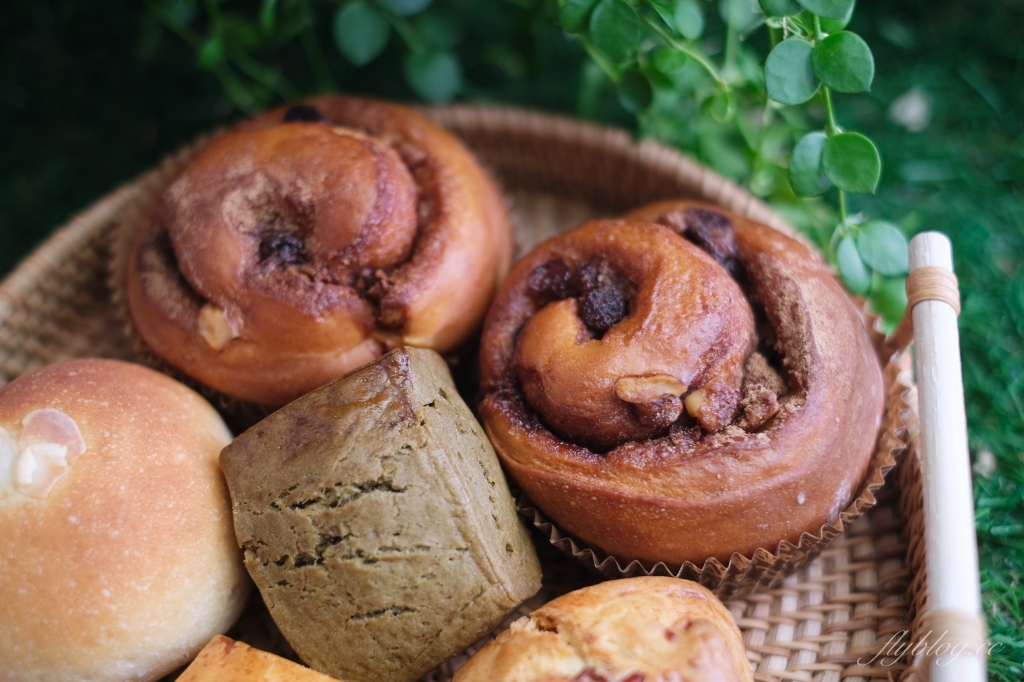 台中西區|小皮球麵包甜點.一開放訂購就秒殺,社區大樓的麵包甜點店 @飛天璇的口袋 台中西區|小皮球麵包甜點.一開放訂購就秒殺,社區大樓的麵包甜點店 @飛天璇的口袋