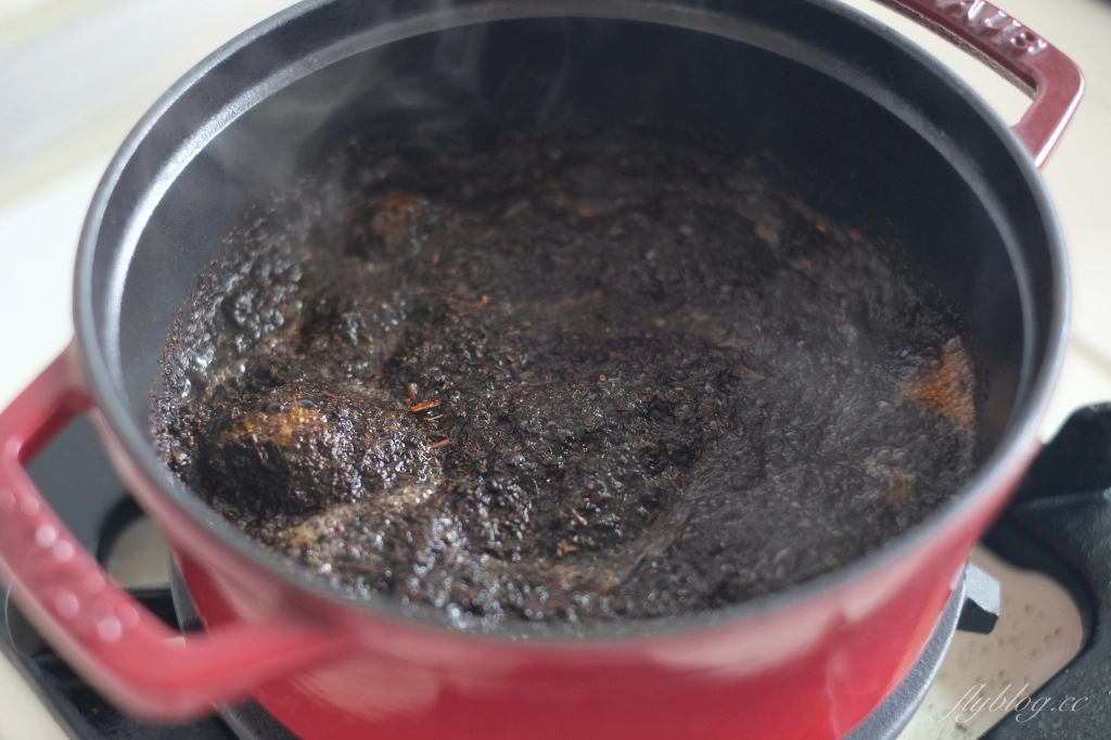 食譜分享｜泰國手標奶茶做法，自己在家煮泰式奶茶食譜，這樣做泰式奶茶比例真好喝 @飛天璇的口袋