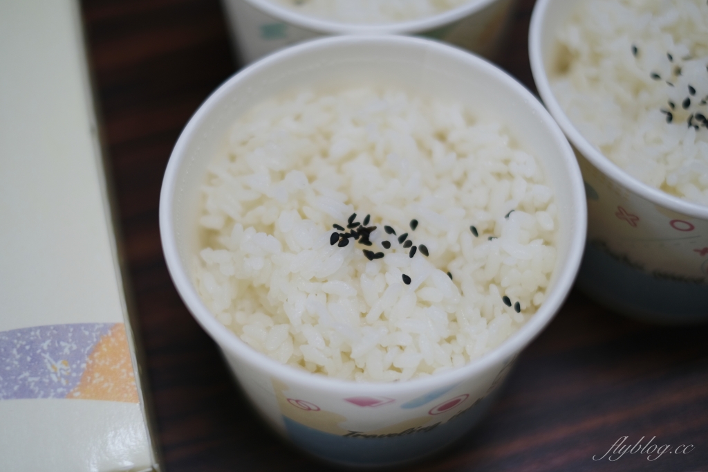 台中西屯｜頂園全鴨坊外帶便當 不用$200元就可以品嚐米其林餐盤推薦的美味烤鴨 @飛天璇的口袋