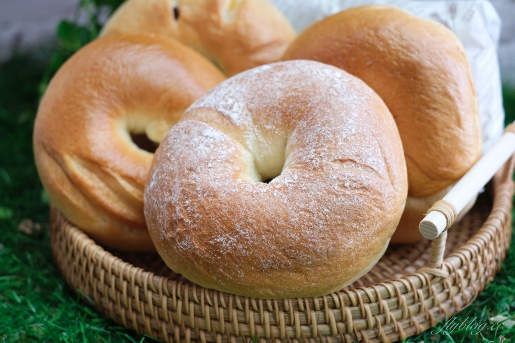 台中北屯｜拿手烘焙 近30種鹹甜口味貝果，還有手工餅乾和生日蛋糕 @飛天璇的口袋