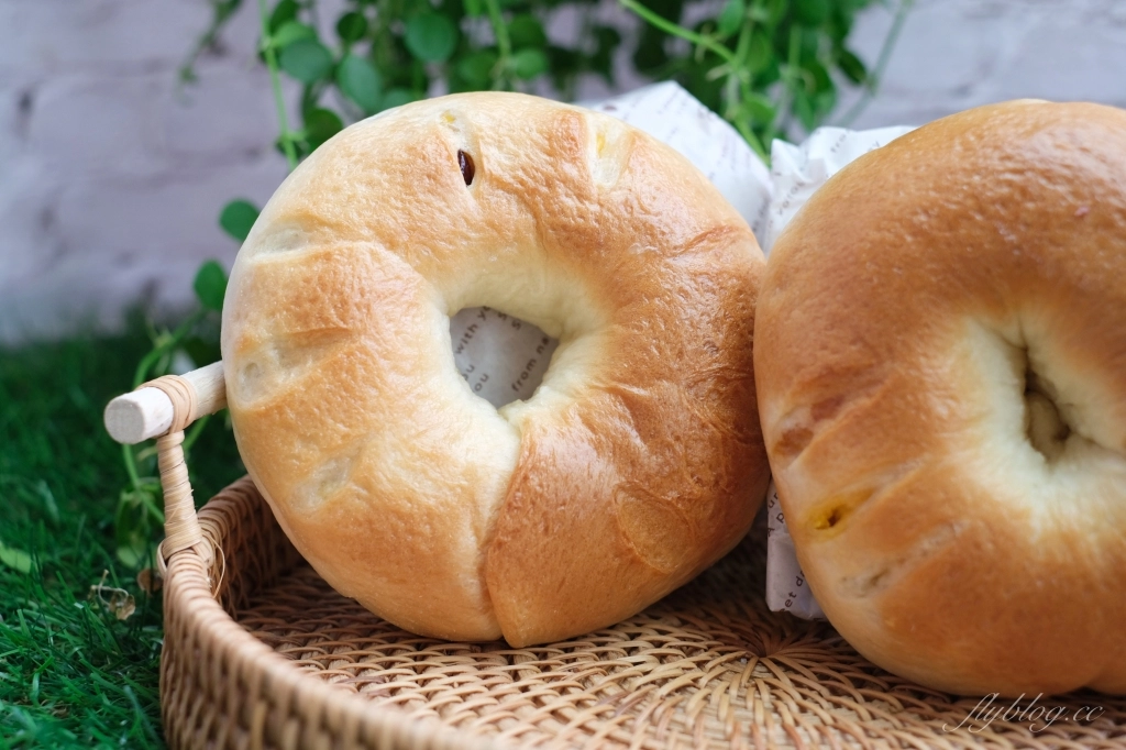 台中北屯｜拿手烘焙 近30種鹹甜口味貝果，還有手工餅乾和生日蛋糕 @飛天璇的口袋