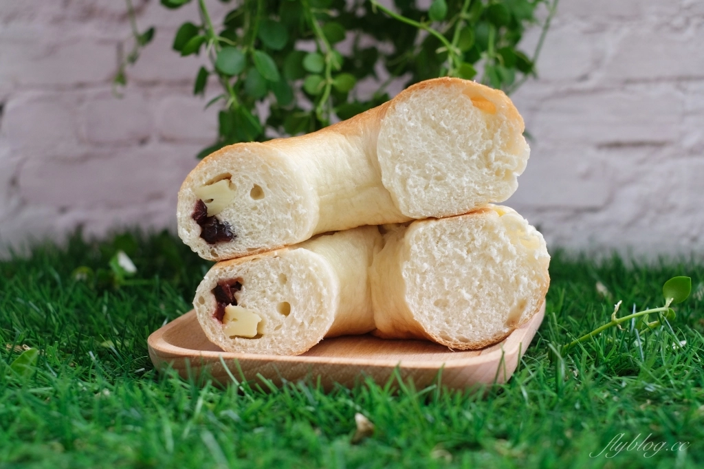 台中北屯｜拿手烘焙 近30種鹹甜口味貝果，還有手工餅乾和生日蛋糕 @飛天璇的口袋