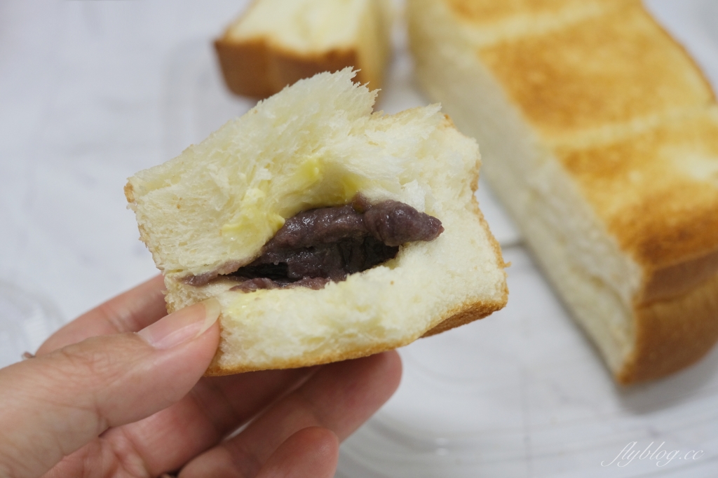 【台中南屯】客美多咖啡館 Komeda’s Coffee~來自日本名古屋的「客美多咖啡館」11點前買咖啡送早餐 @飛天璇的口袋