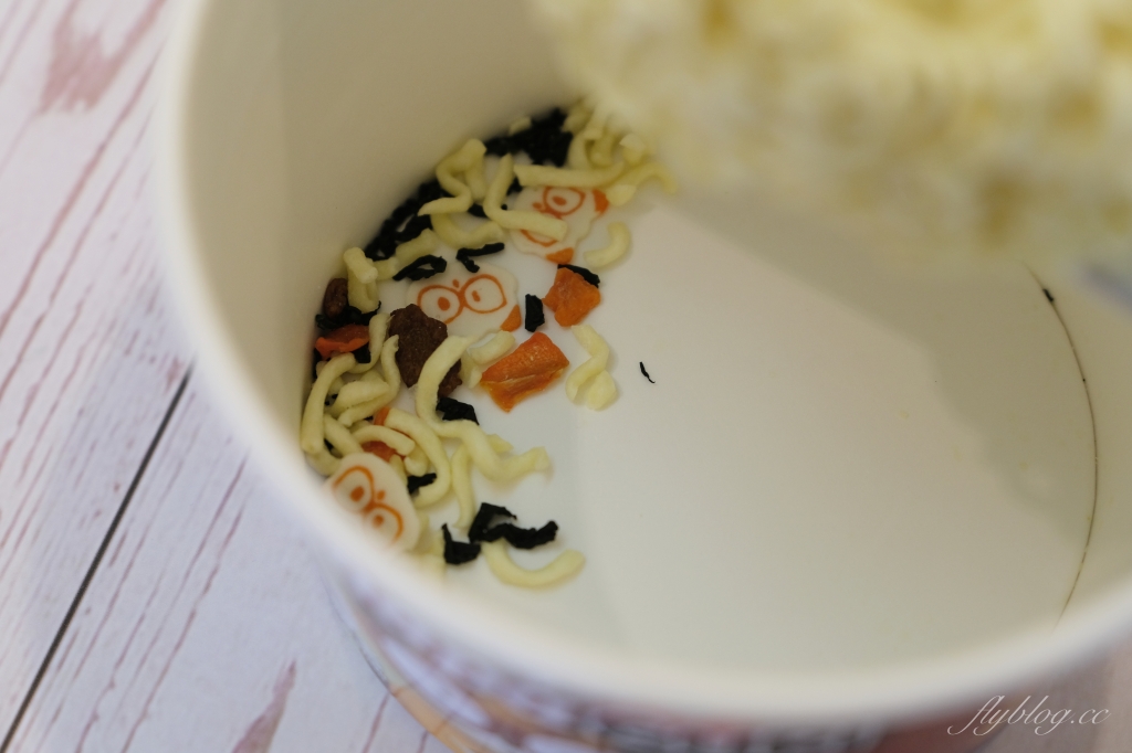 韓式酢醬麵做法｜電影寄生上流的「韓牛酢醬麵食譜」，浣熊酢醬烏龍麵一鍋到底 @飛天璇的口袋