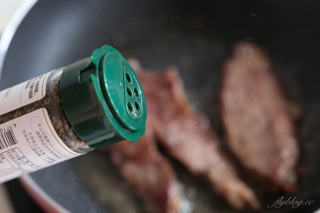 韓式酢醬麵做法｜電影寄生上流的「韓牛酢醬麵食譜」，浣熊酢醬烏龍麵一鍋到底 @飛天璇的口袋