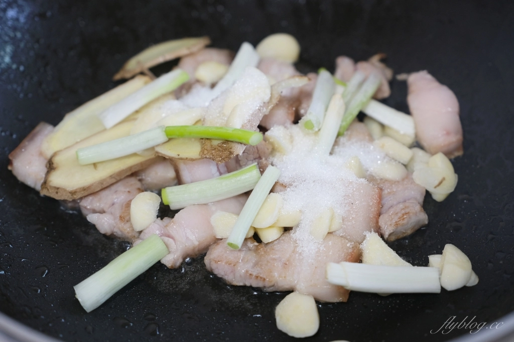 醬燒五花肉做法｜簡單又好吃的醬燒五花肉食譜，大人下酒小孩下飯 @飛天璇的口袋