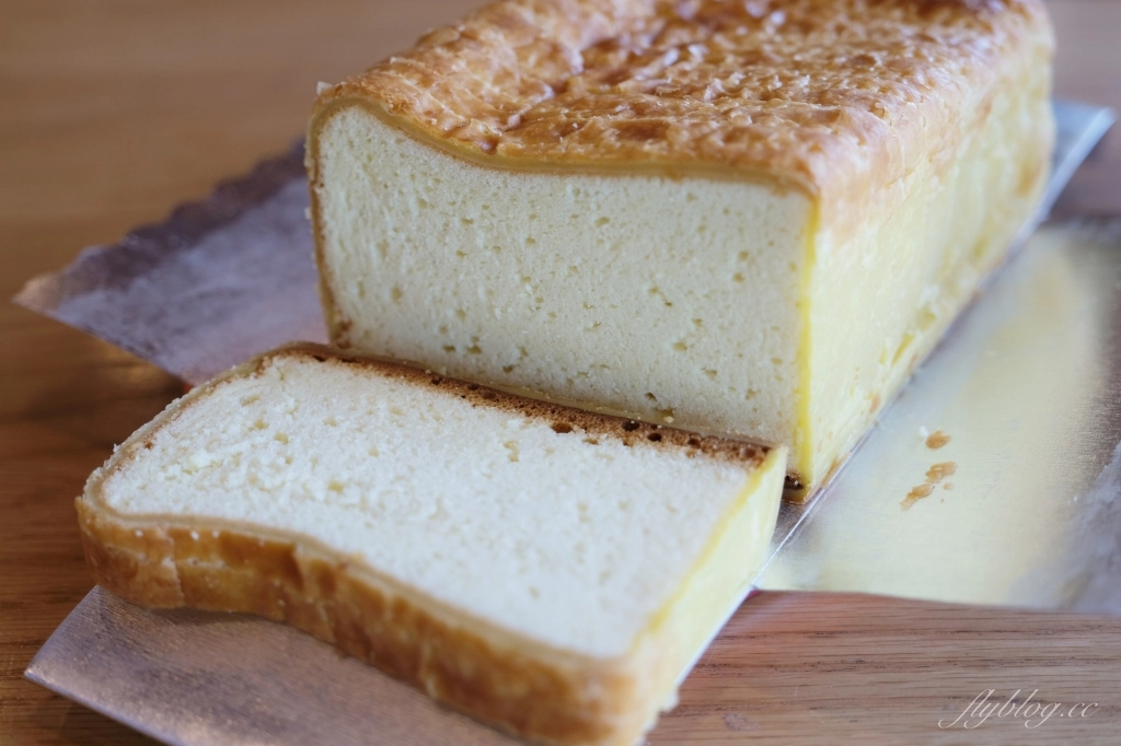 台北大安｜百合麵包園．據說是台北人才知道的伴手禮，超人氣鎮店之寶起酥蛋糕 @飛天璇的口袋