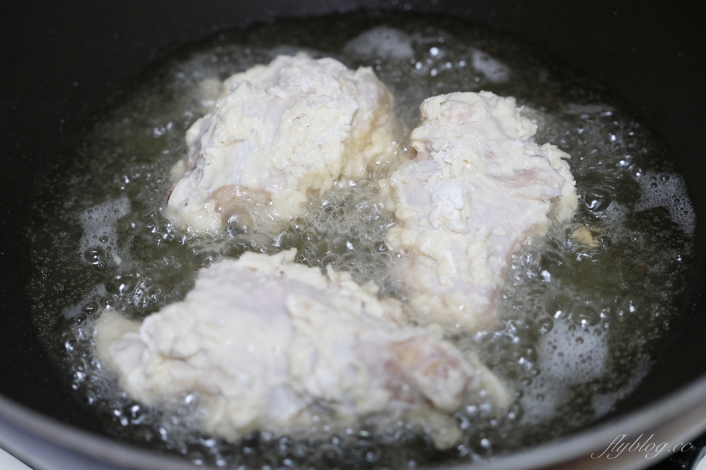 韓式炸雞做法｜完尹食堂2的炸雞被燒到，簡單的「韓式炸雞食譜」易上手 @飛天璇的口袋