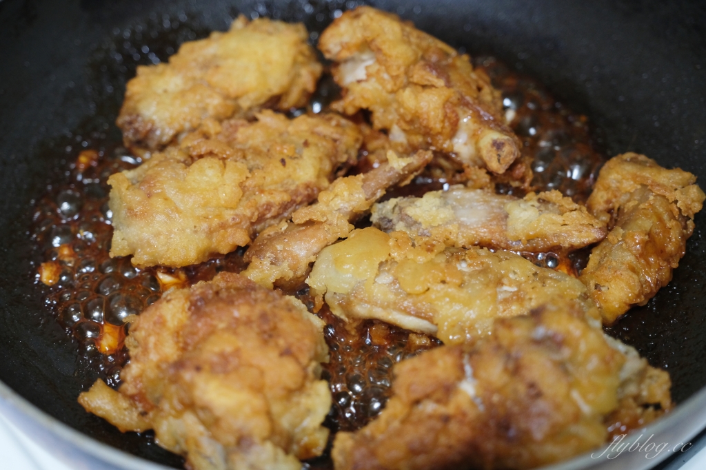 韓式炸雞做法｜完尹食堂2的炸雞被燒到，簡單的「韓式炸雞食譜」易上手 @飛天璇的口袋