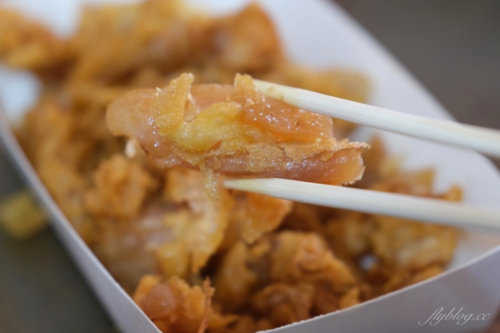 北斗楊炸物|北斗在地80年的炸物店,傳承至第四代的美味,一開始營業就排隊 @飛天璇的口袋 北斗楊炸物|北斗在地80年的炸物店,傳承至第四代的美味,一開始營業就排隊 @飛天璇的口袋