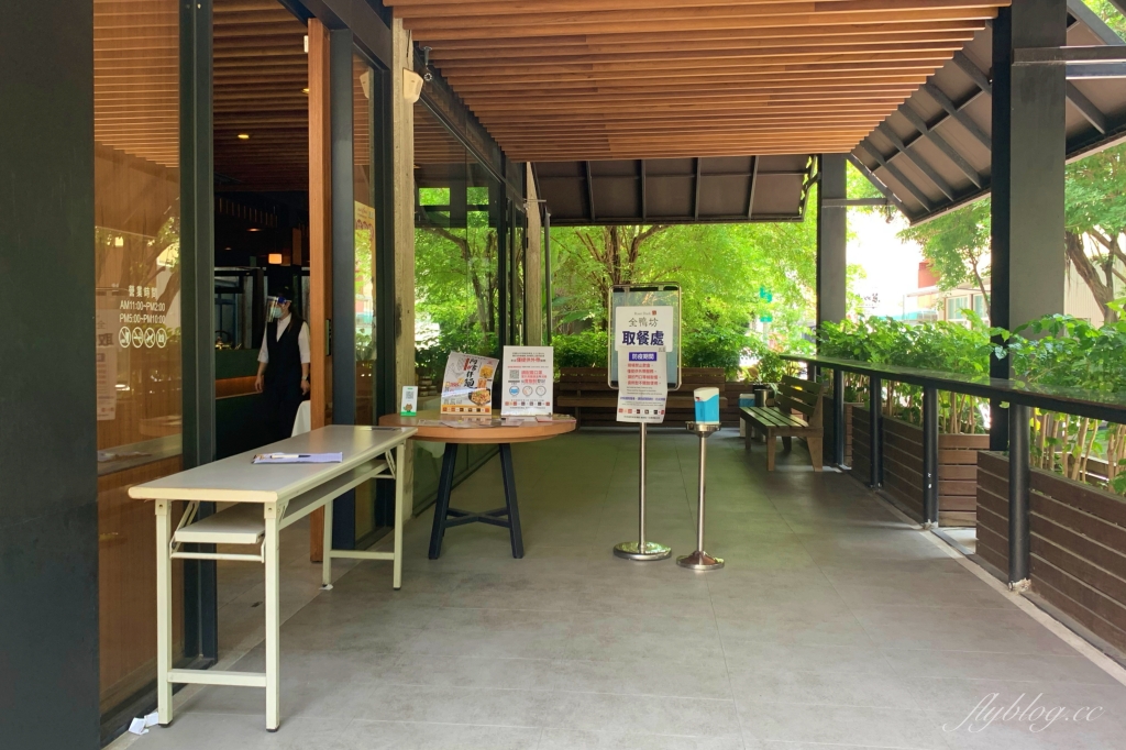 台中西屯｜頂園全鴨坊外帶便當 不用$200元就可以品嚐米其林餐盤推薦的美味烤鴨 @飛天璇的口袋