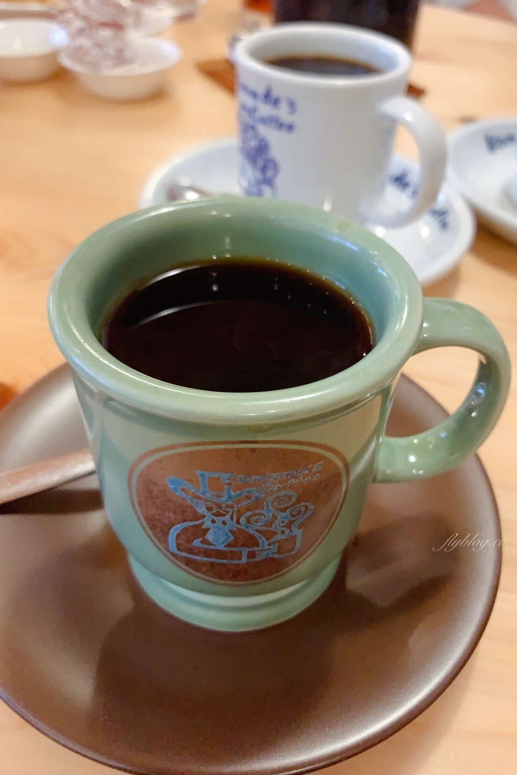 【台中南屯】客美多咖啡館 Komeda’s Coffee~來自日本名古屋的「客美多咖啡館」11點前買咖啡送早餐 @飛天璇的口袋