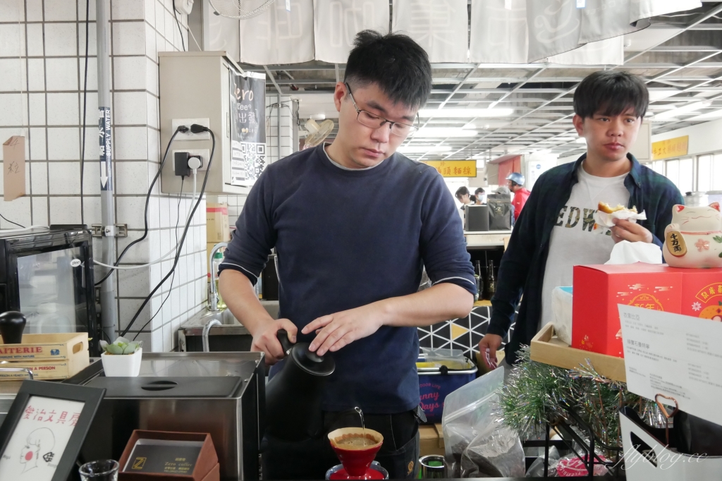 【馬祖南竿】Z.O coffee &middot; 馬祖小柒咖啡 來自獅子市場的市集咖啡，馬祖高梁加咖啡今夏最嗨 @飛天璇的口袋