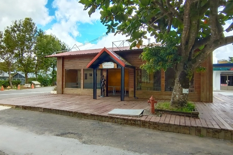 台東卑南｜初鹿牧場，幅員遼闊的親子旅遊景點，滾草區、餵食區、動物區、森林浴區 @飛天璇的口袋