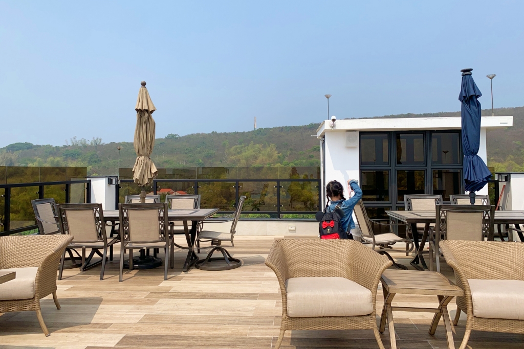 屏東小琉球｜小琉球皮亞諾旅店，小琉球新民宿，頂樓擁有露天游泳池 @飛天璇的口袋